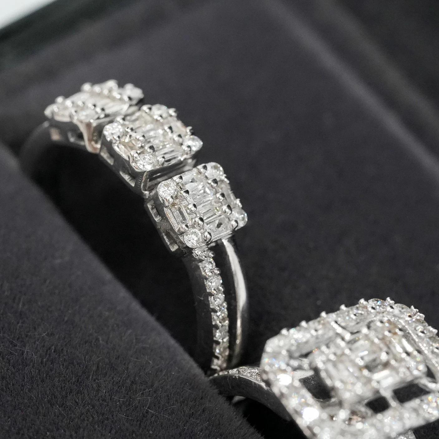 Ring Twins