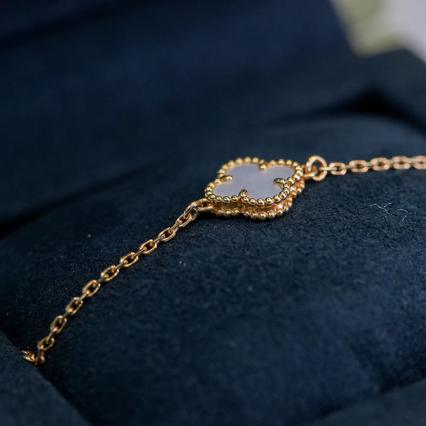     Van Cleef 