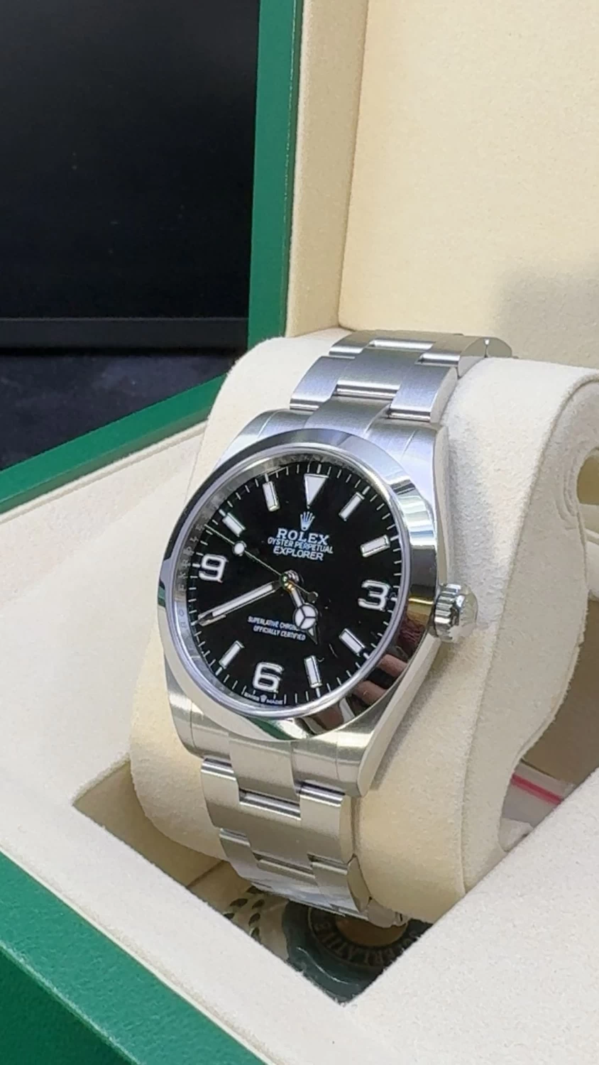     Rolex Explorer 
