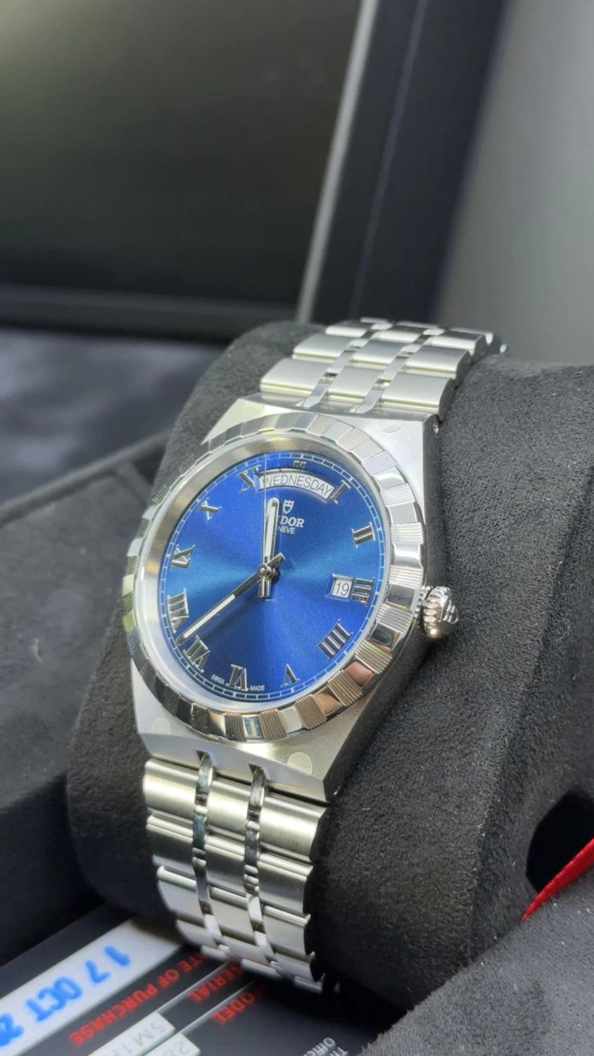     Tudor Royal Day Date 