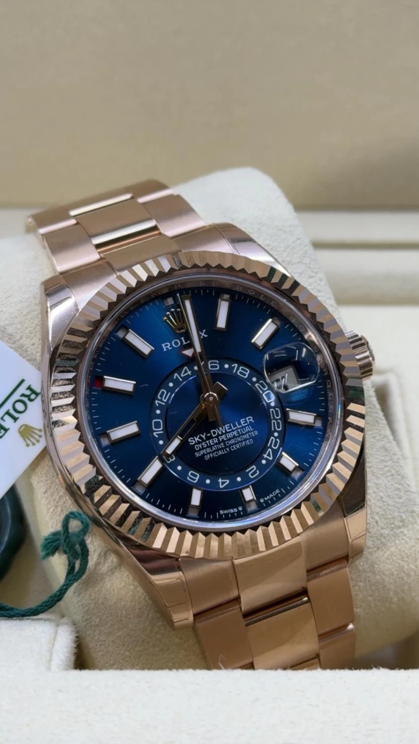     Rolex Sky-Dweller 