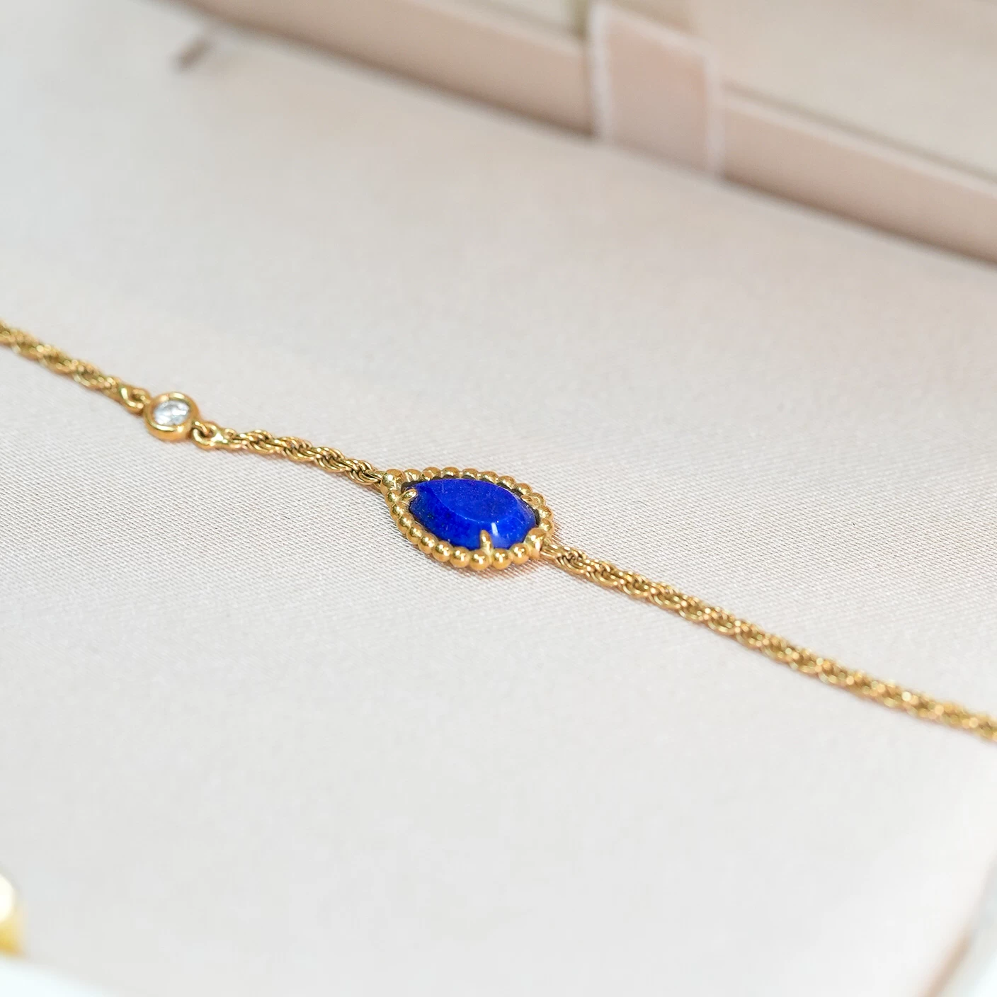     Boucheron 