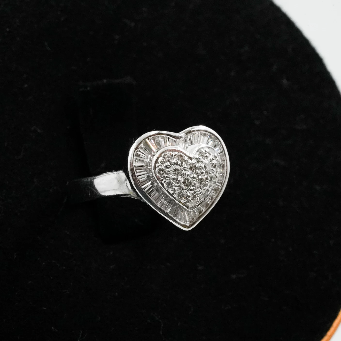     Diamond Ring 