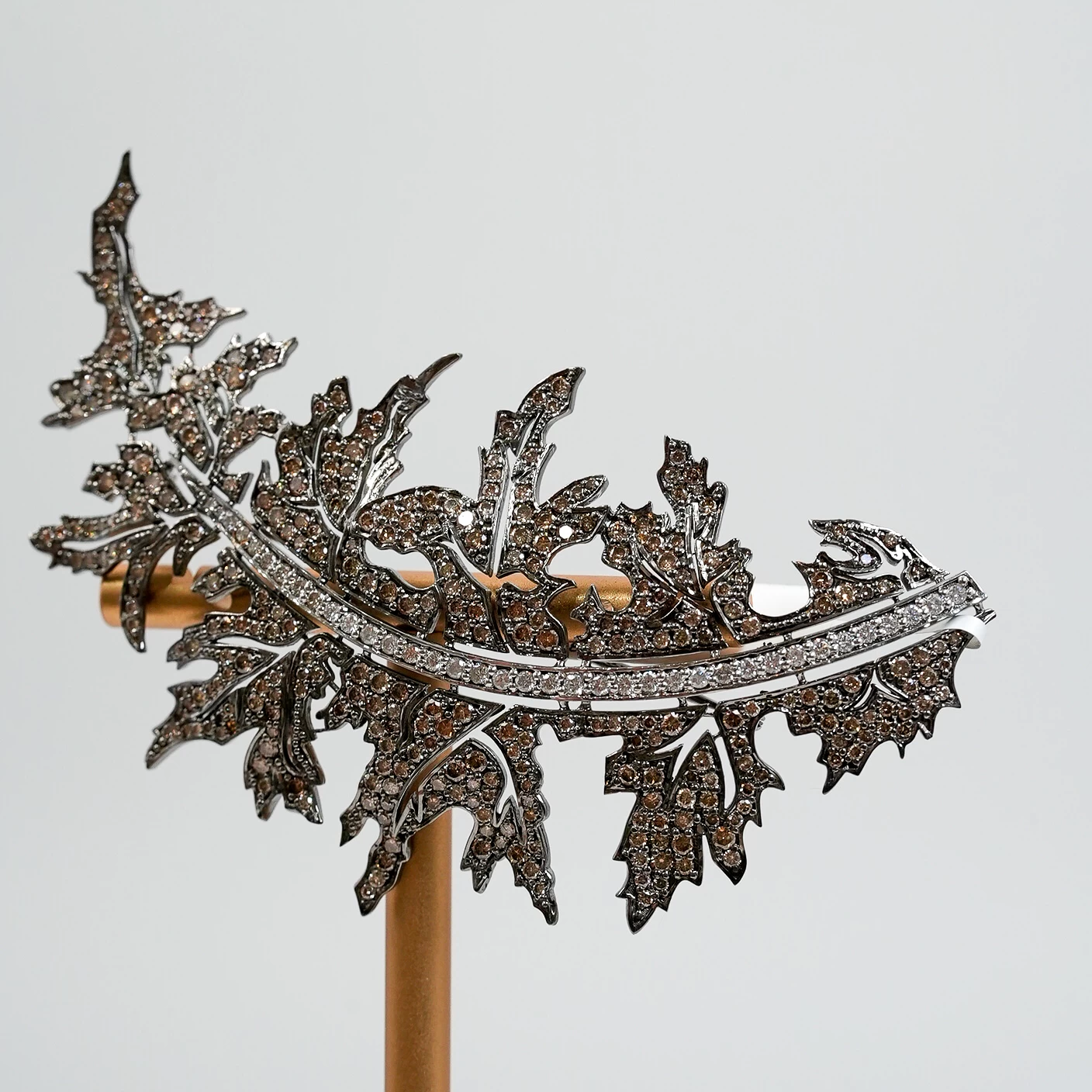     Broach 