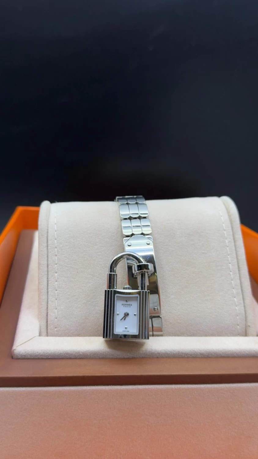     Hermes Kelly Watch with Diamond Bracelet 