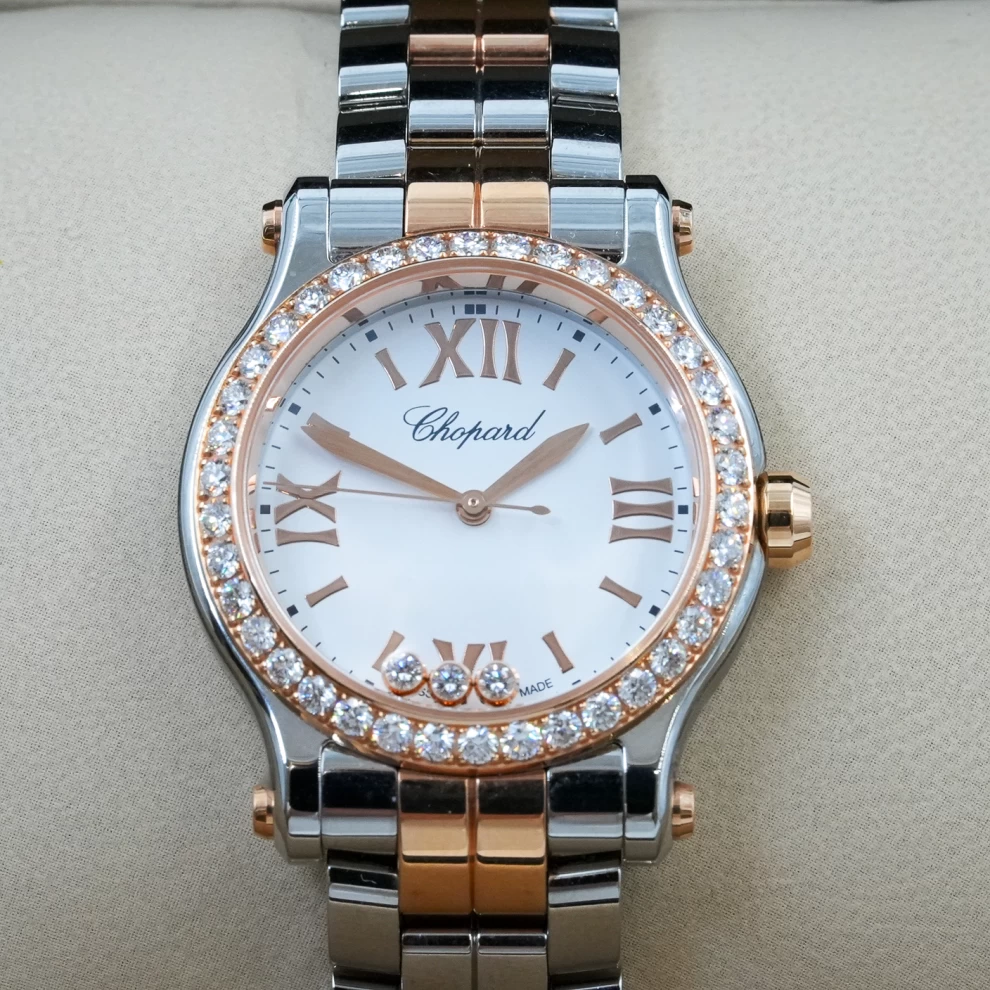     Chopard Happy Sport Oval: The Dance of Diamonds 