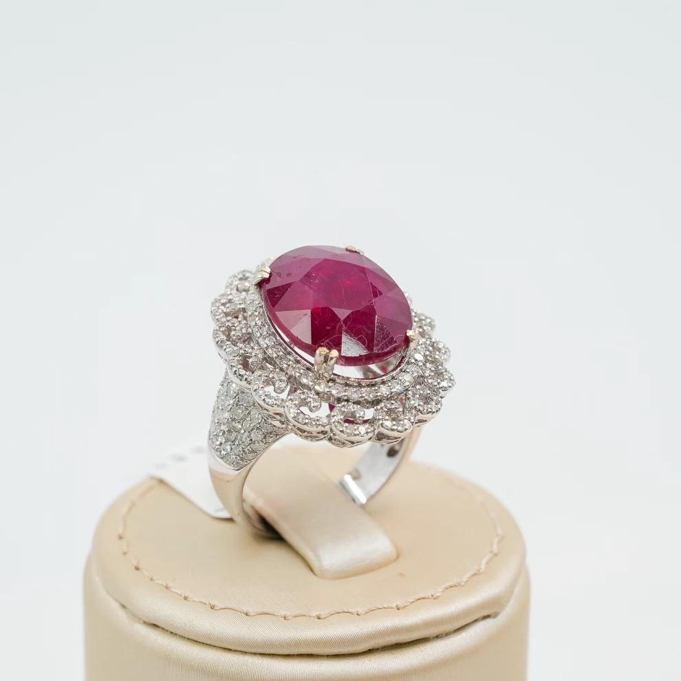     Diamond Ruby Ring 
