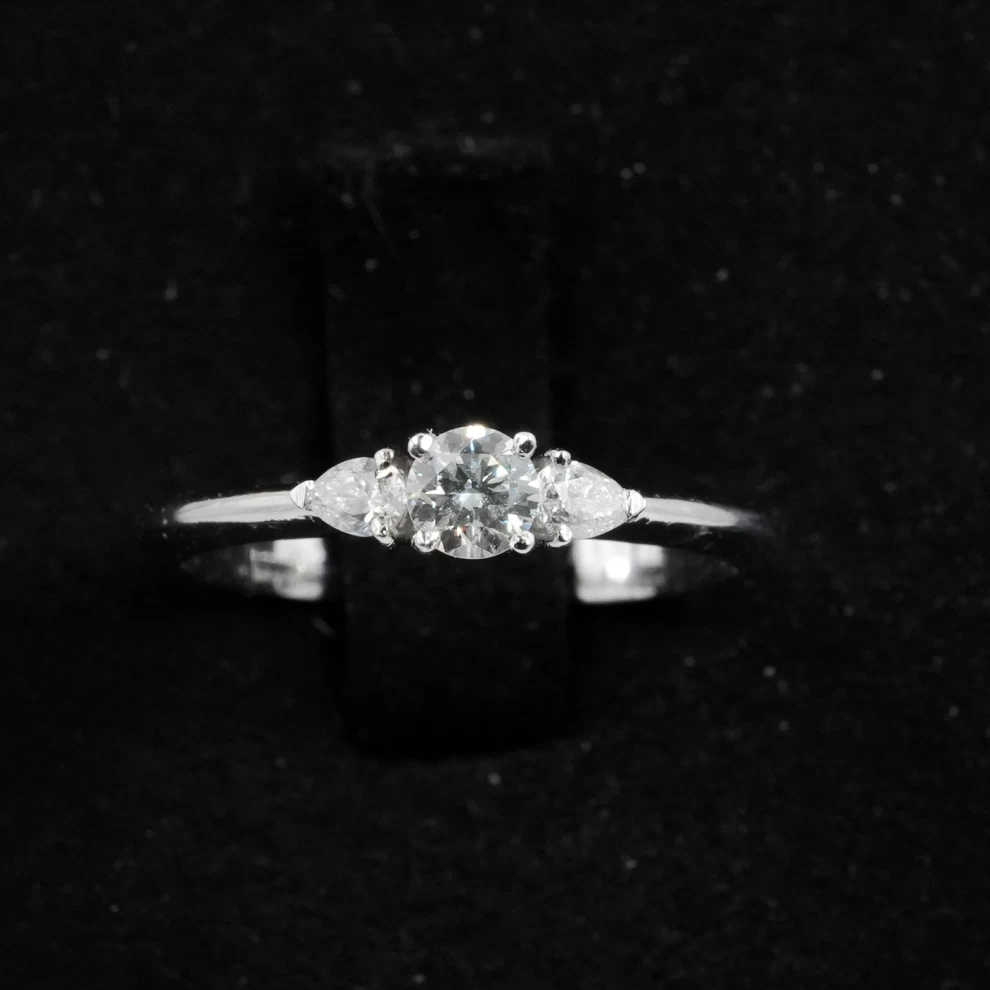 Diamond Ring - Women
