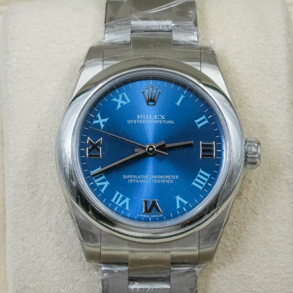     ساعة رولكس أويستر بيربيتوال ذات الميناء الأزرق 