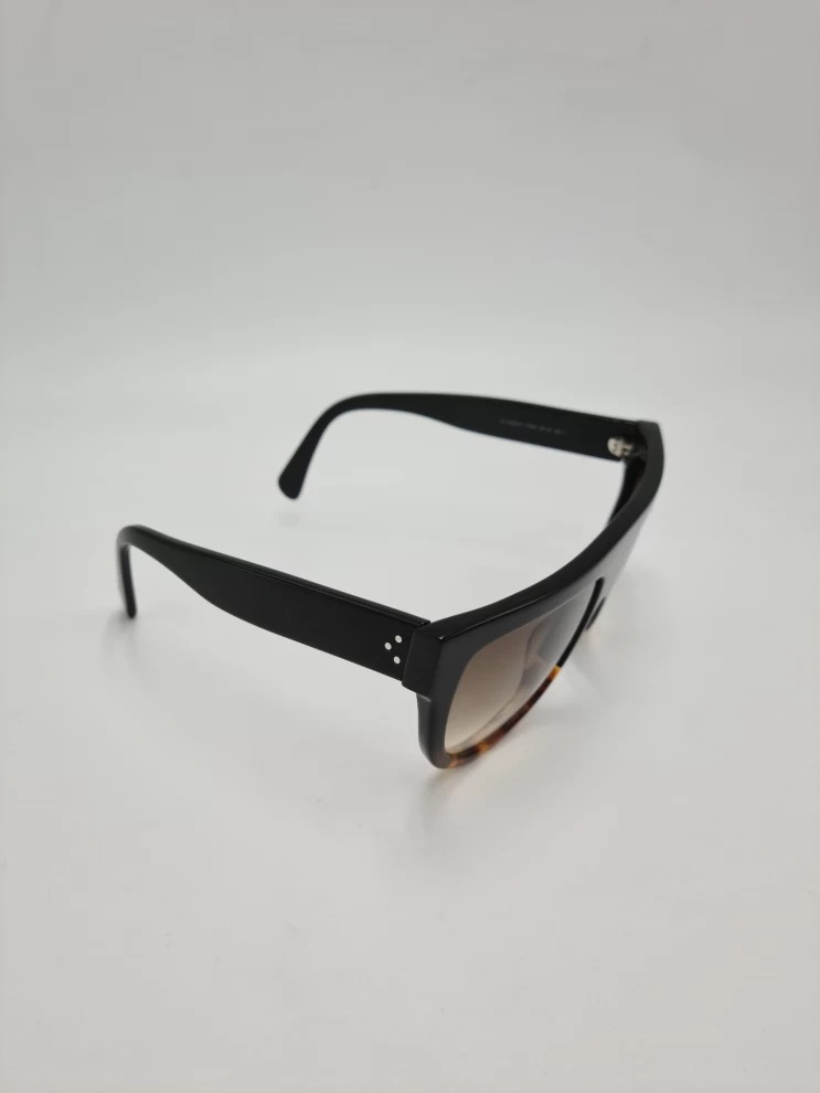     نظارات سيلين الشمسية 