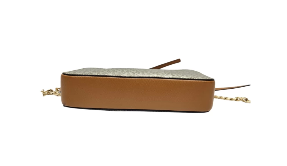     حقيبة كروس بودي إيست ويست من مايكل كورس باللونين البني والأبيض مصنوعة من القماش والجلد 