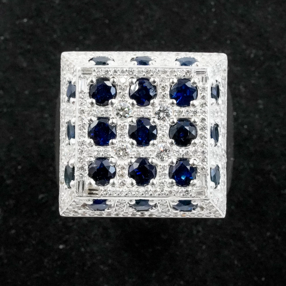 Women's Diamond Ring