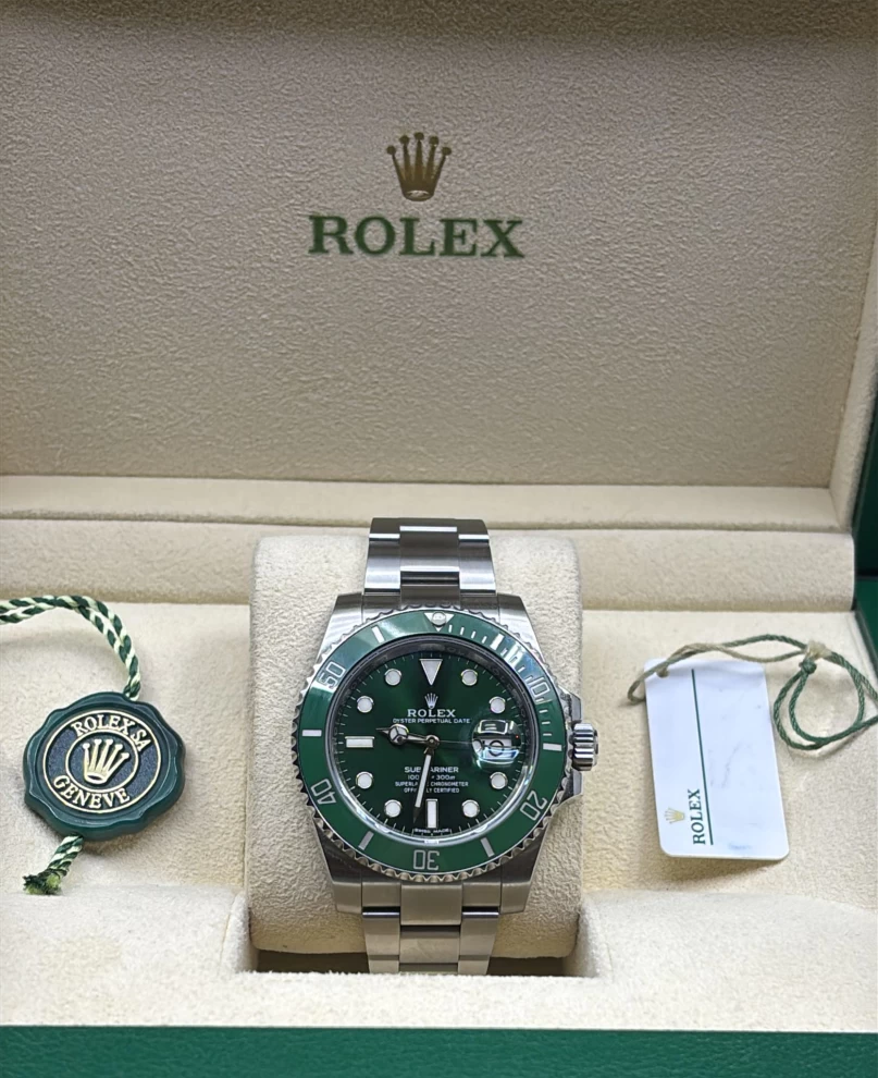     steel Rolex Hulk 
