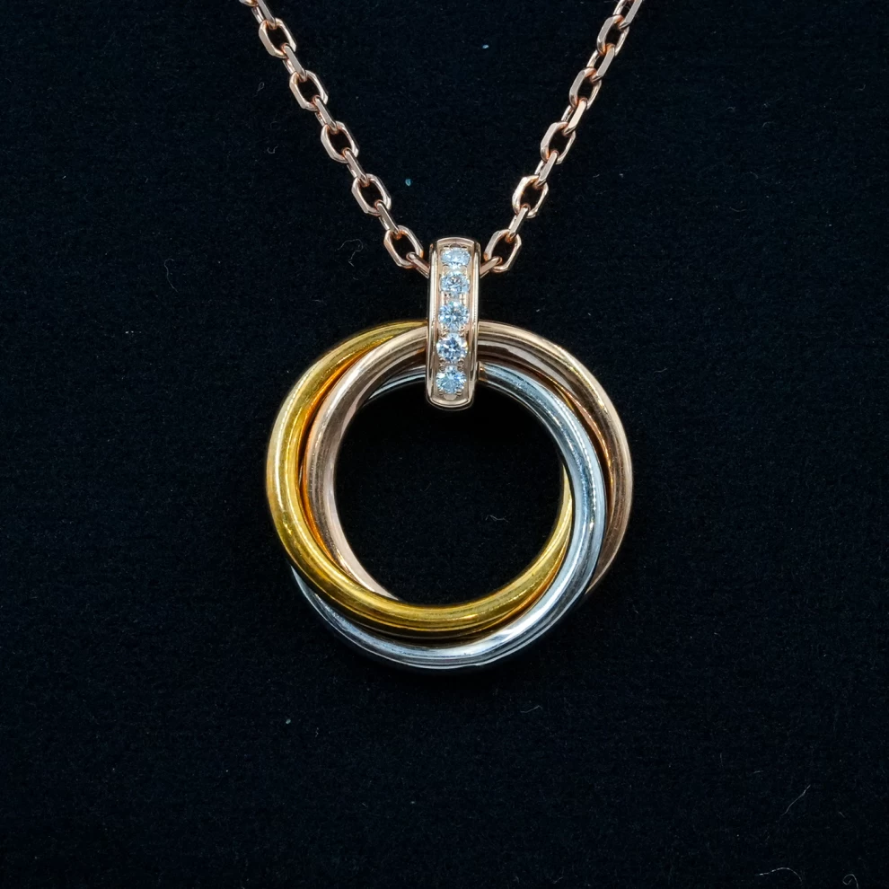 Cartier necklace Trinity with diamond