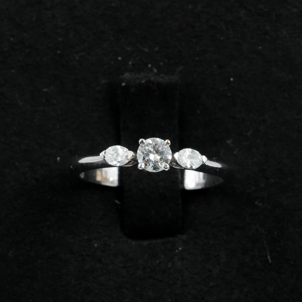 Diamond Ring - Women