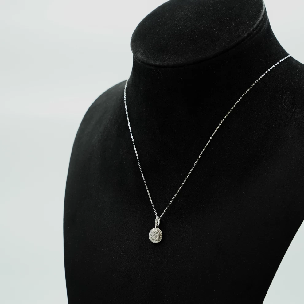     Diamond Necklace 