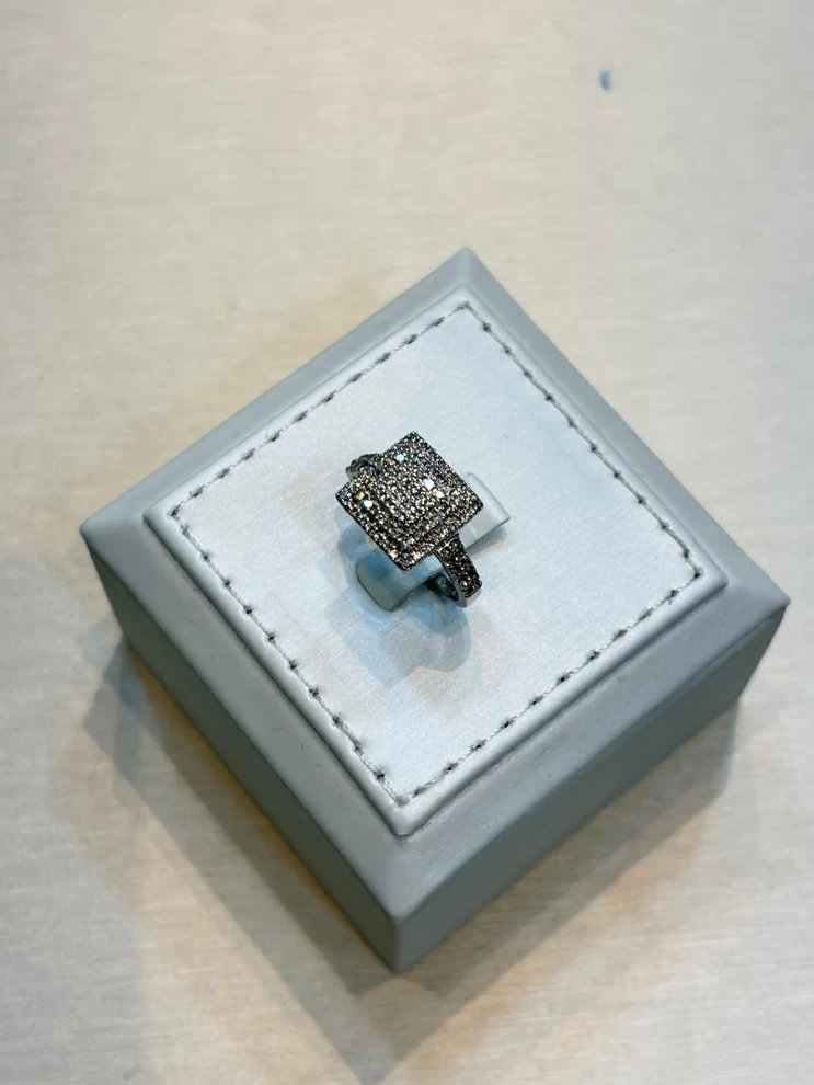     خاتم الماس عيار 18 