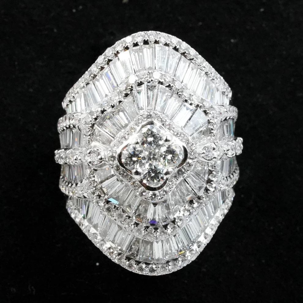 Diamond Ring - Women