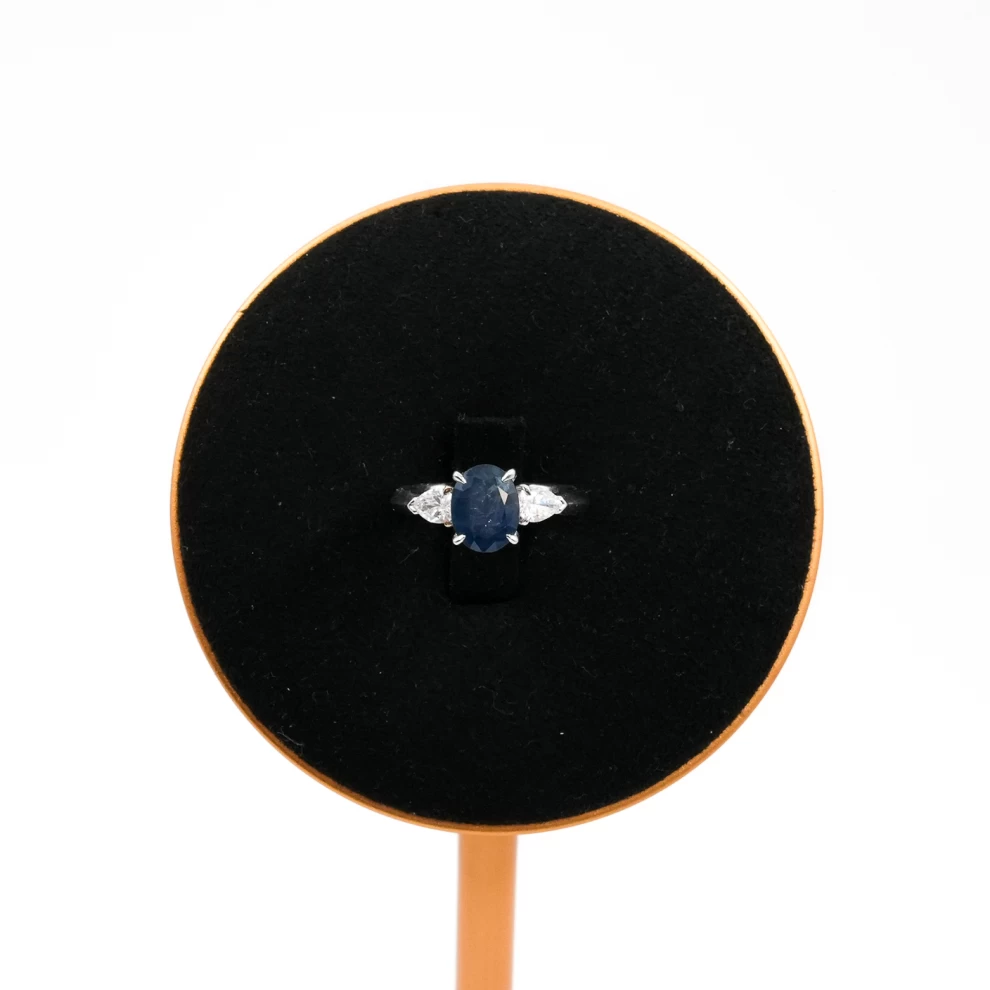     White Gold - Diamond Ring 