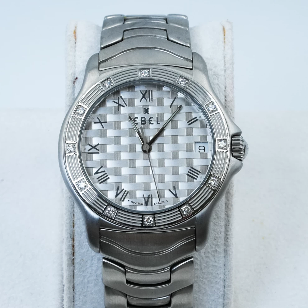     ساعة إيبل سبورت الكلاسيكية المرصعة بالألماس 