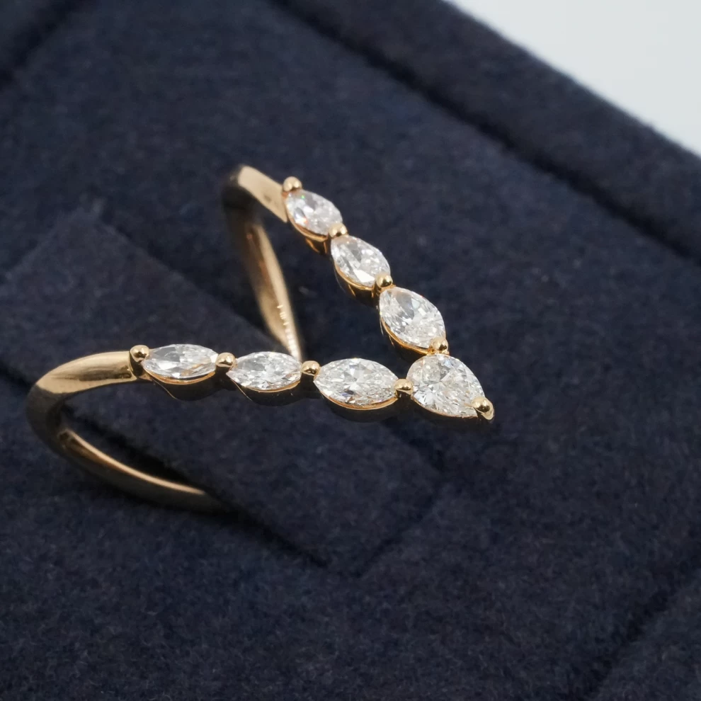     Women's Ring - Diamond 