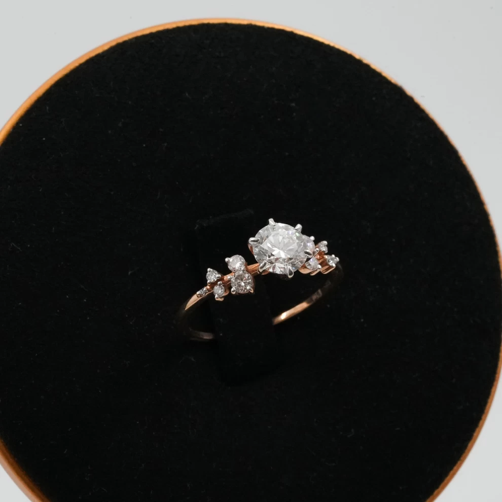     Diamond Ring - Rose gold 