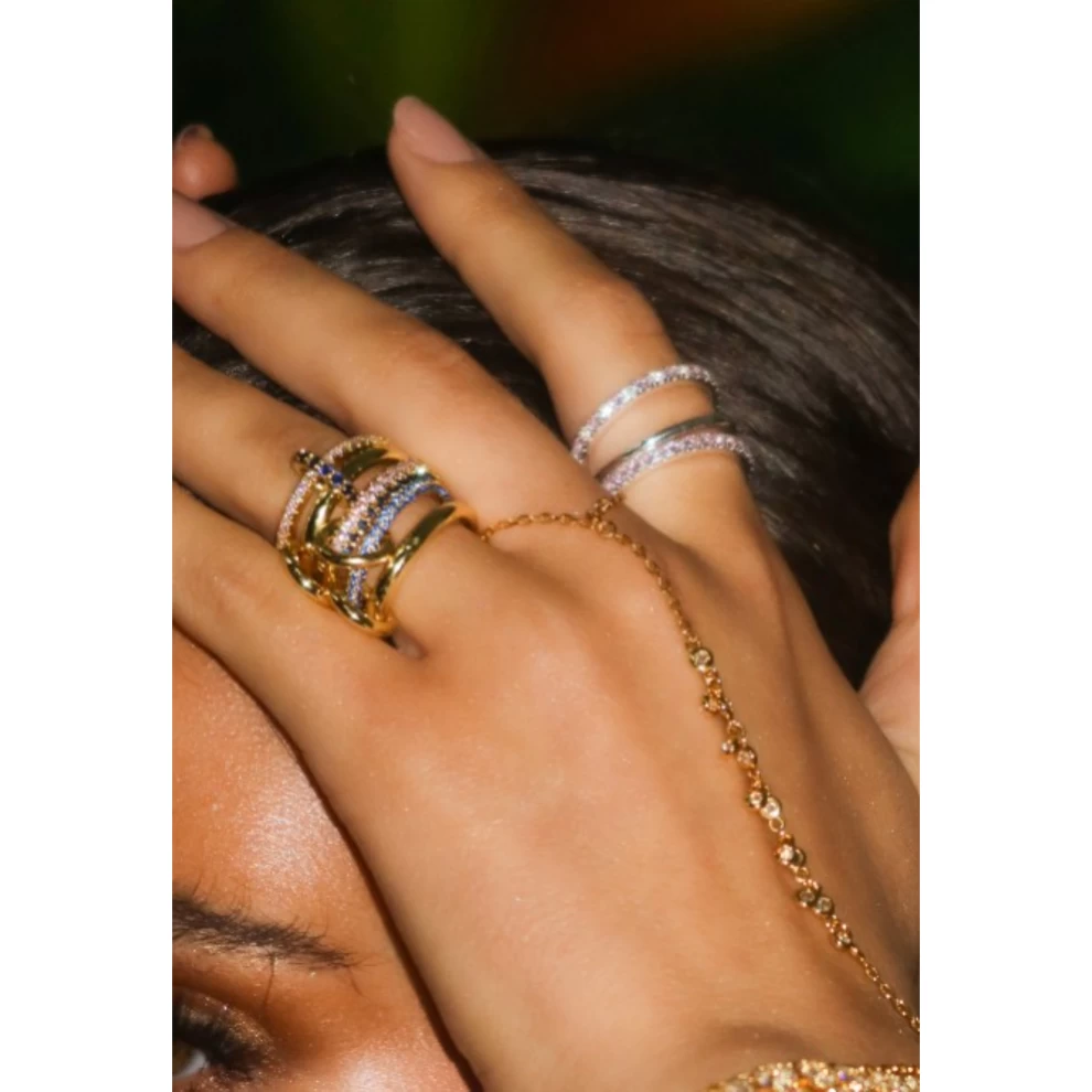     DUNE DROPS HAND CHAIN 