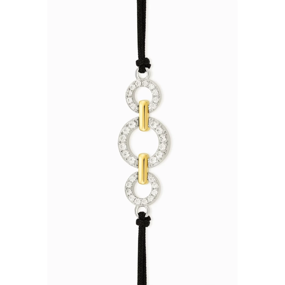     سوار من الحبل الأسود على شكل حلقة 