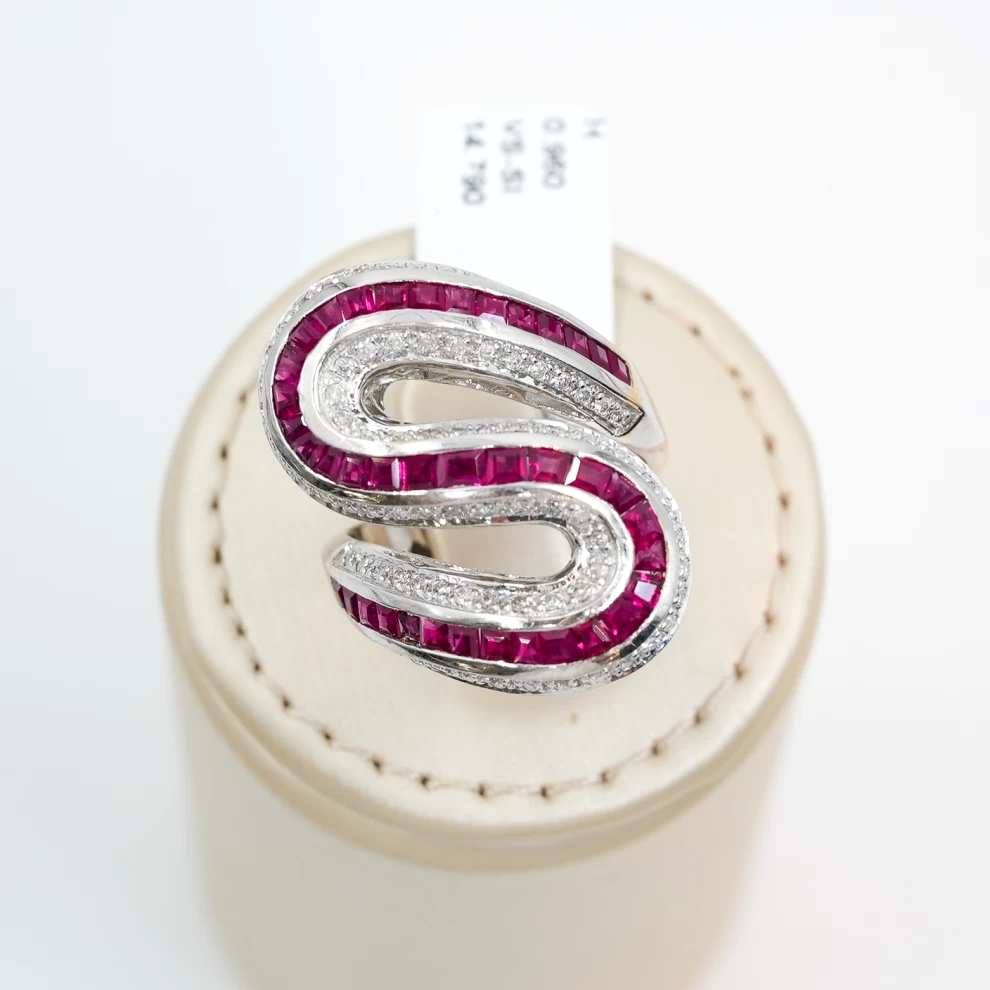     Diamond Ruby Ring 