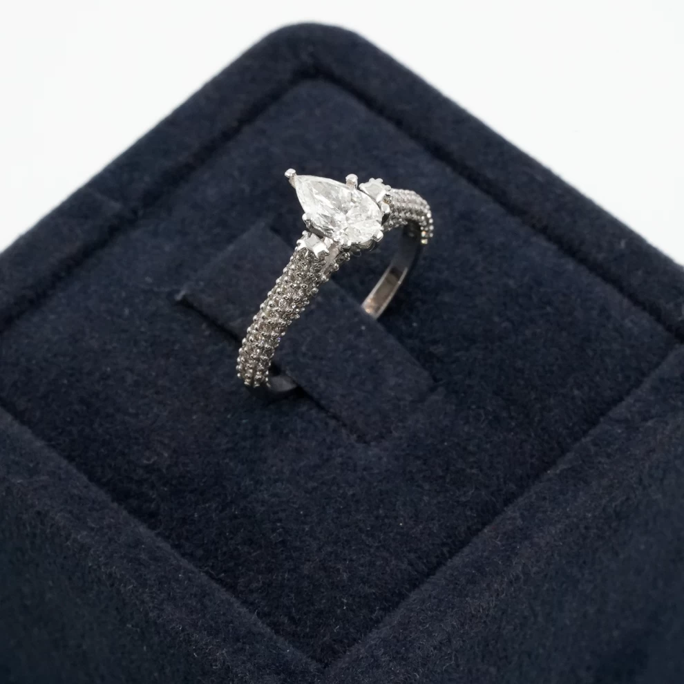     Diamond Ring for Women 