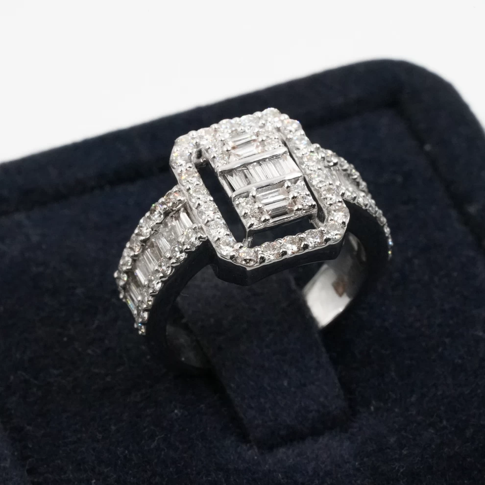 Women's Ring
