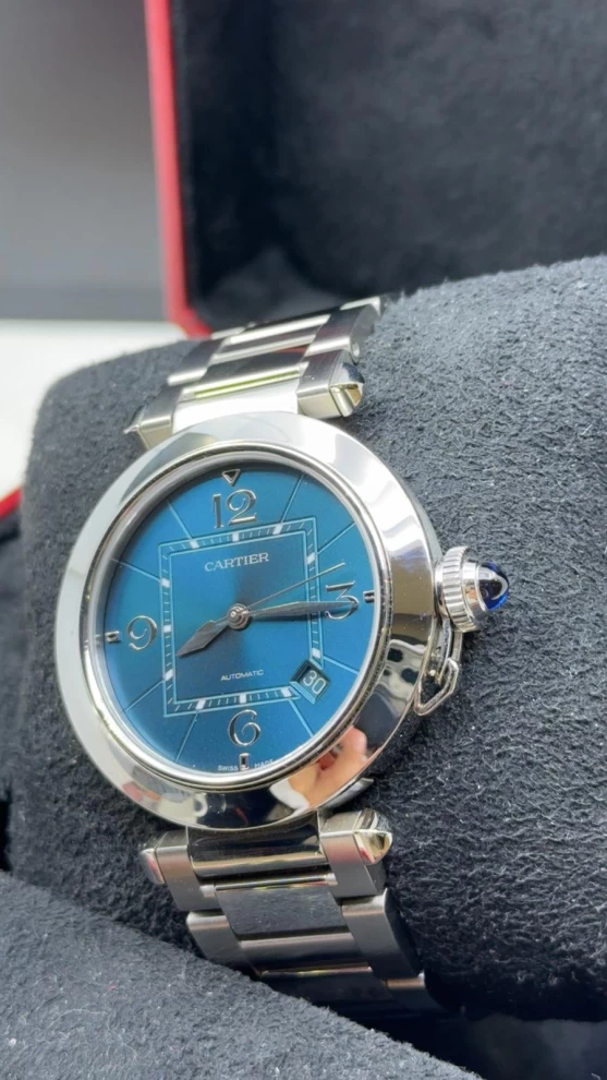     Cartier Pasha - Men's Watch 