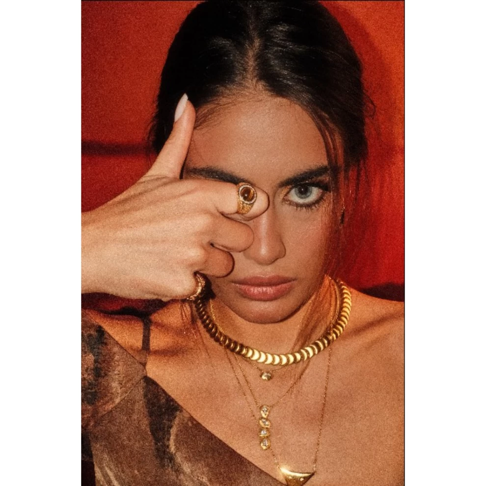     DUNE PENDANT NECKLACE 