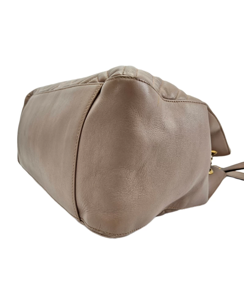     Gucci MatelassÃ© Leather Medium GG Marmont Chain Tote 