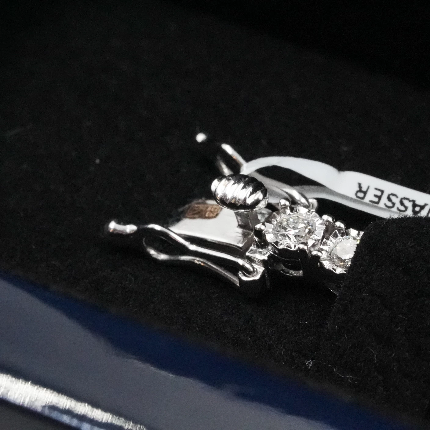     White Gold Diamond Bracelet 