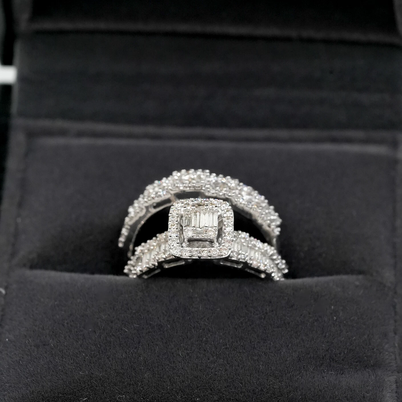 Ring Twins