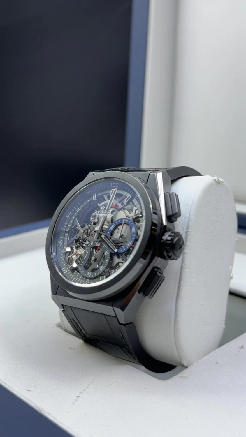     Zenith Defy El Primero 21 - Men's Watch 