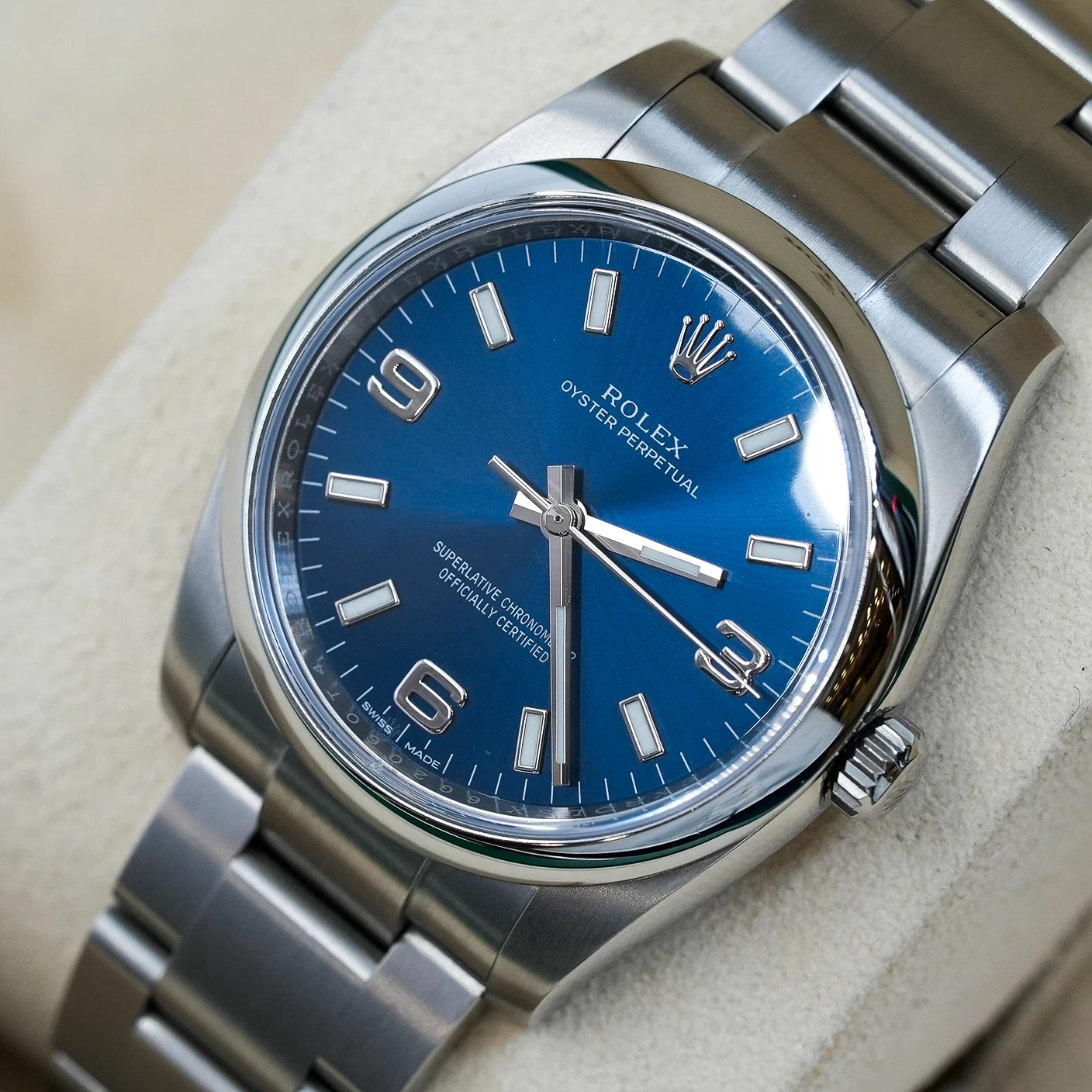     Rolex Oyster Perpetual Date 