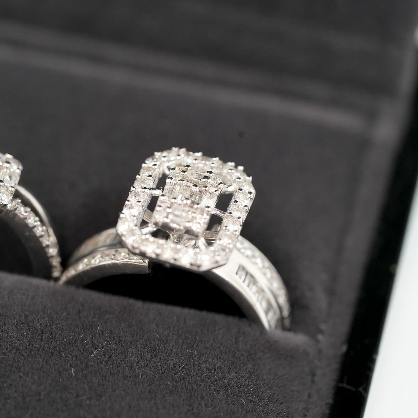 Ring Twins