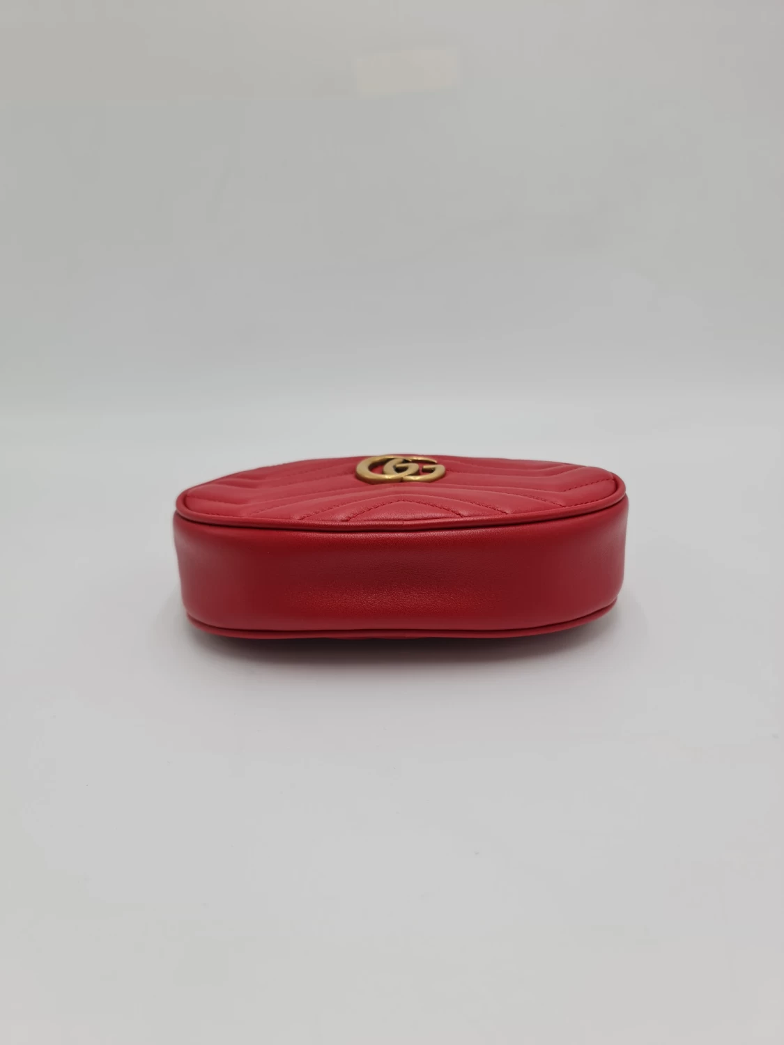     حقيبة غوتشي جي جي مارمونت ماتيلاس الجلدية 