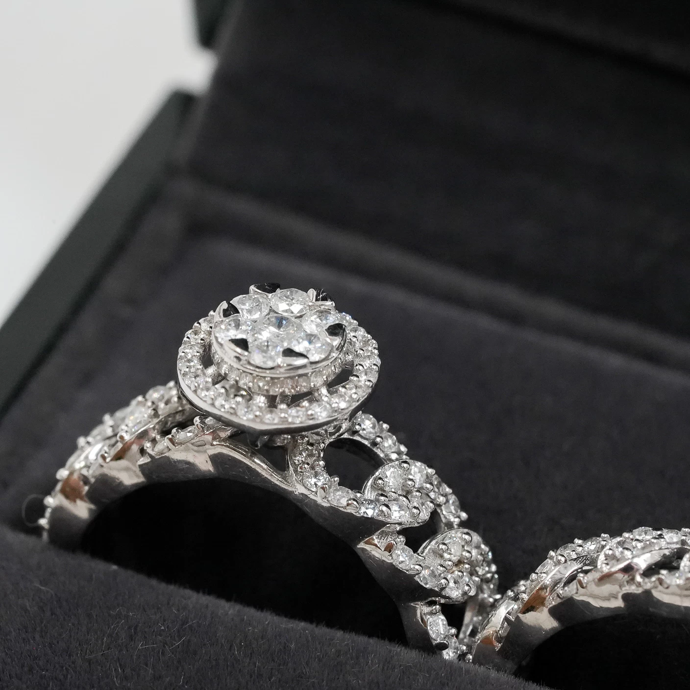 Ring Twins