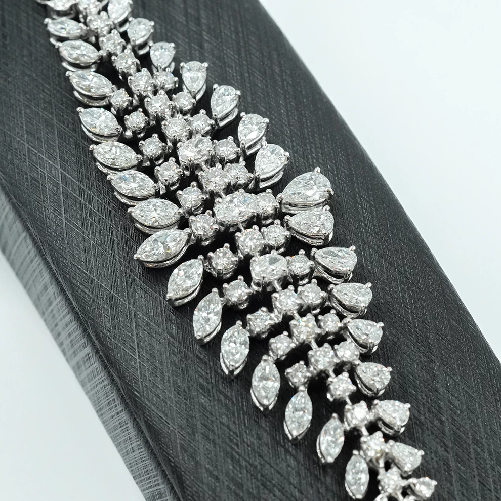     4pc Diamond Set 
