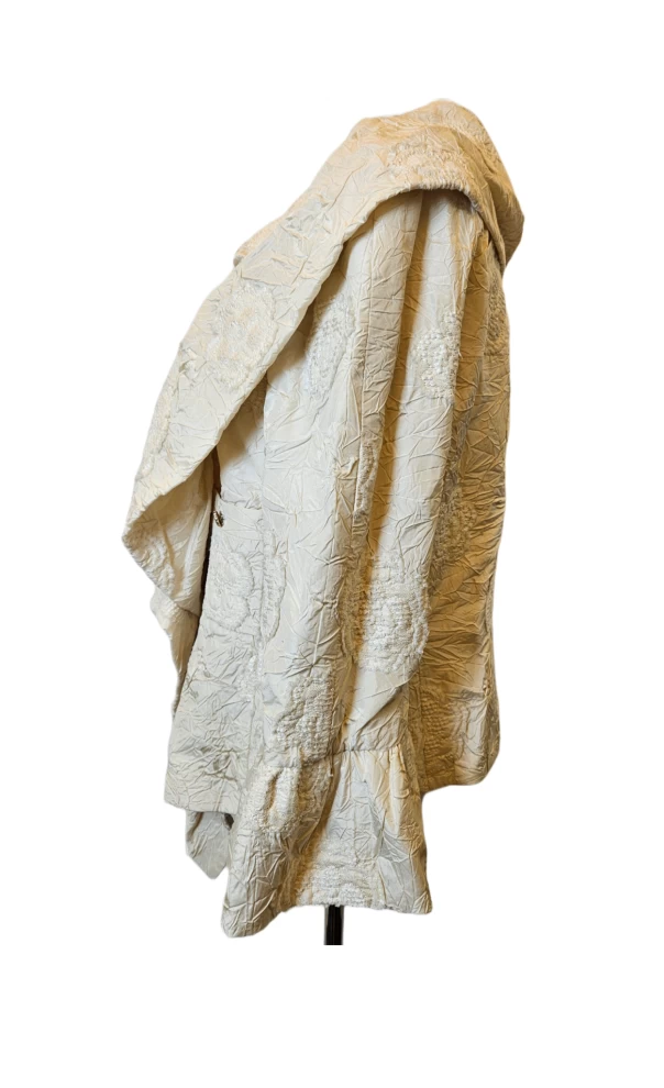     Chanel Beige Camelia Spring 2006 Collection Jacket 