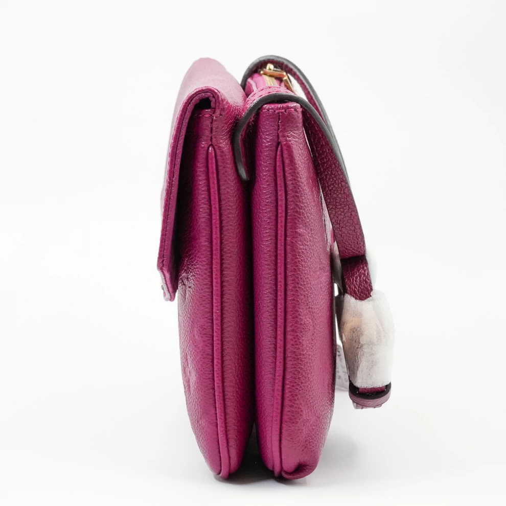     Louis Vuitton Flap Pouch in Fuchsia Monogram Empreinte 