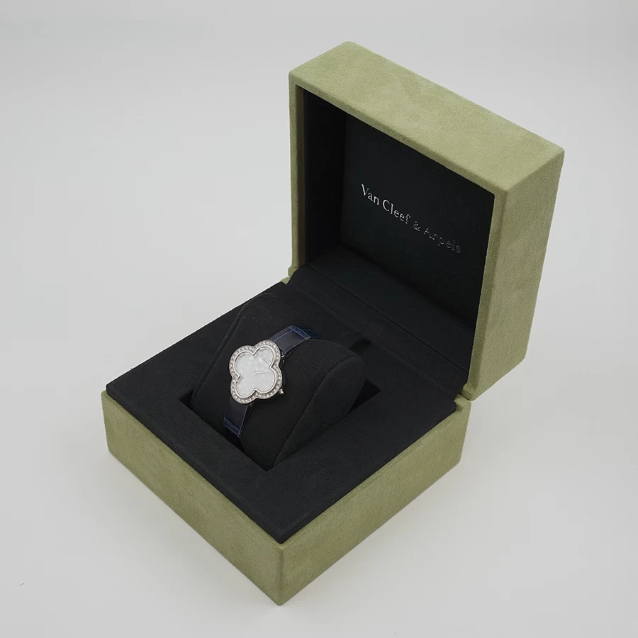     Van Cleef & Arpels Sweet Alhambra Diamond Watch 