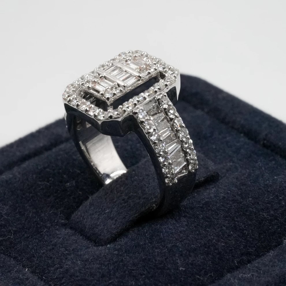 Women's Ring