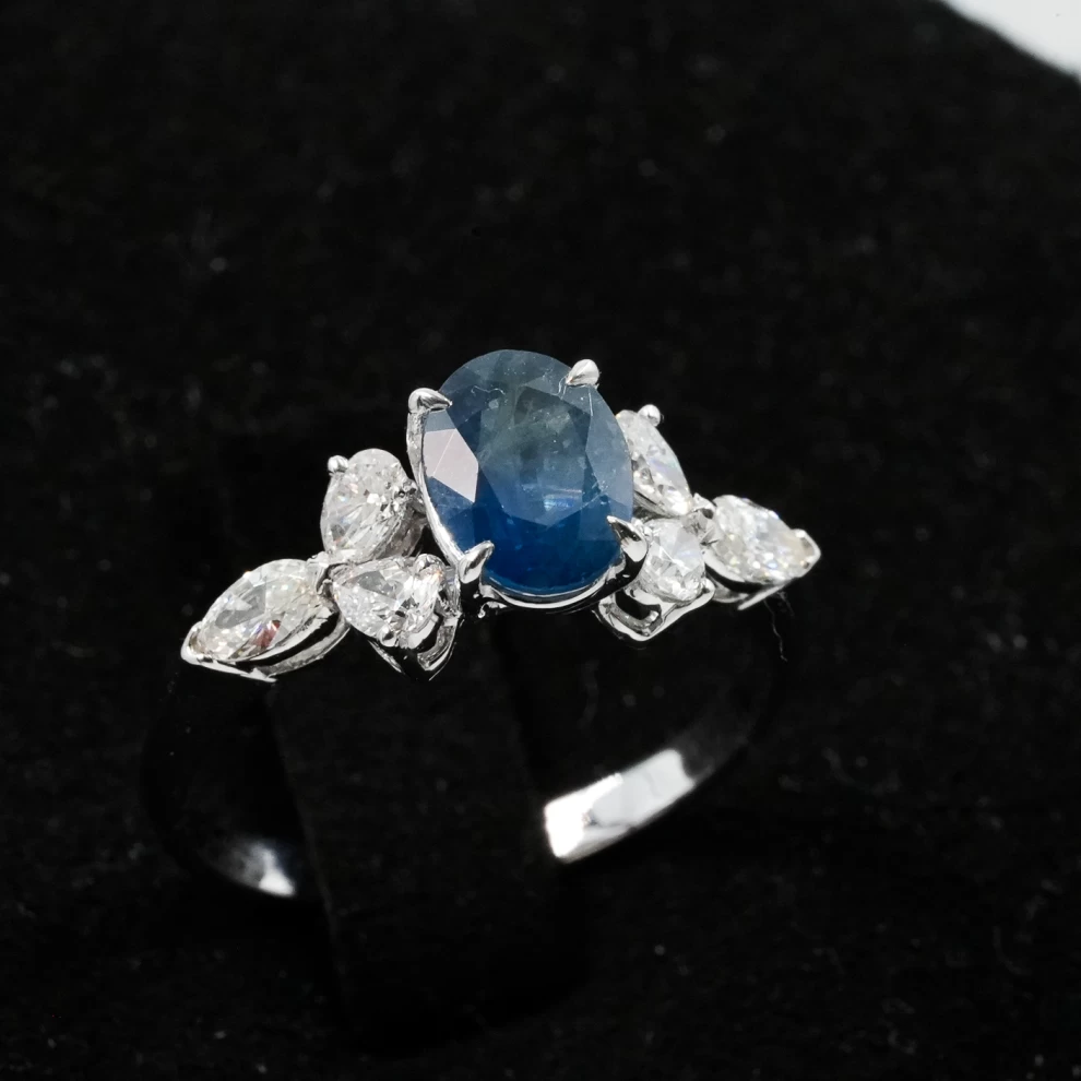     Diamond Ring - Women 