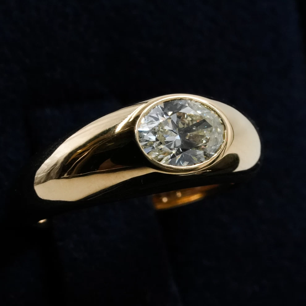Women's Ring