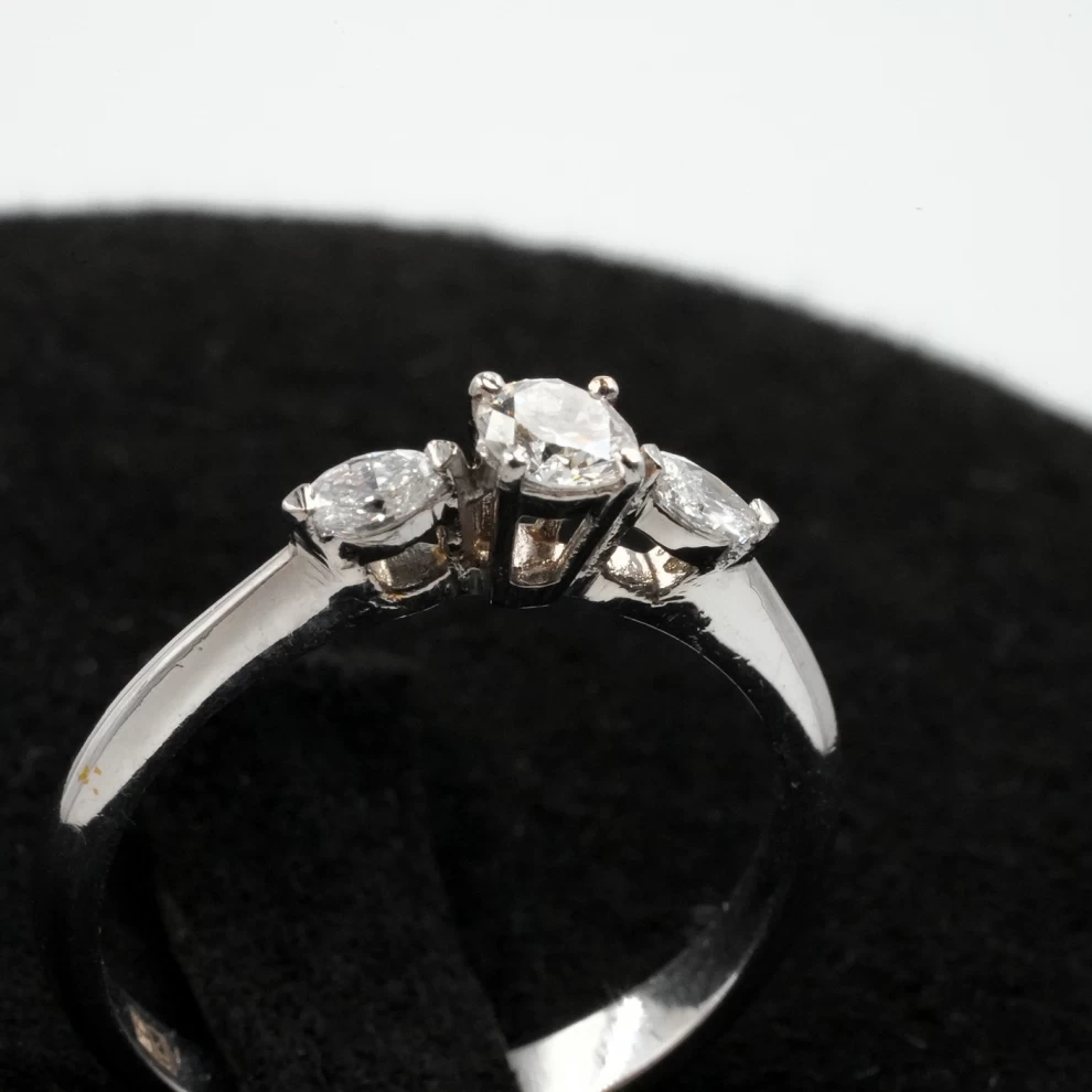 Diamond Ring - Women