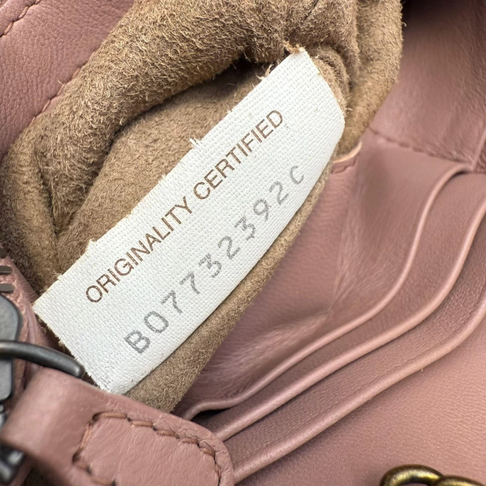     حقيبة كروس بوتيغا فينيتا أولد روز من الجلد بقلاب 